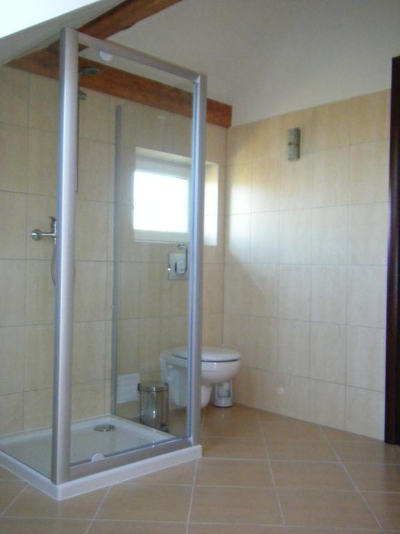 Apartament Tina Dzierżoniów Δωμάτιο φωτογραφία